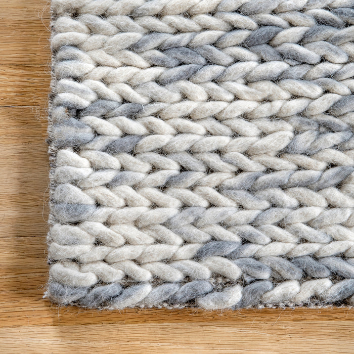 Handmade Braided Wool Light Gray Rug